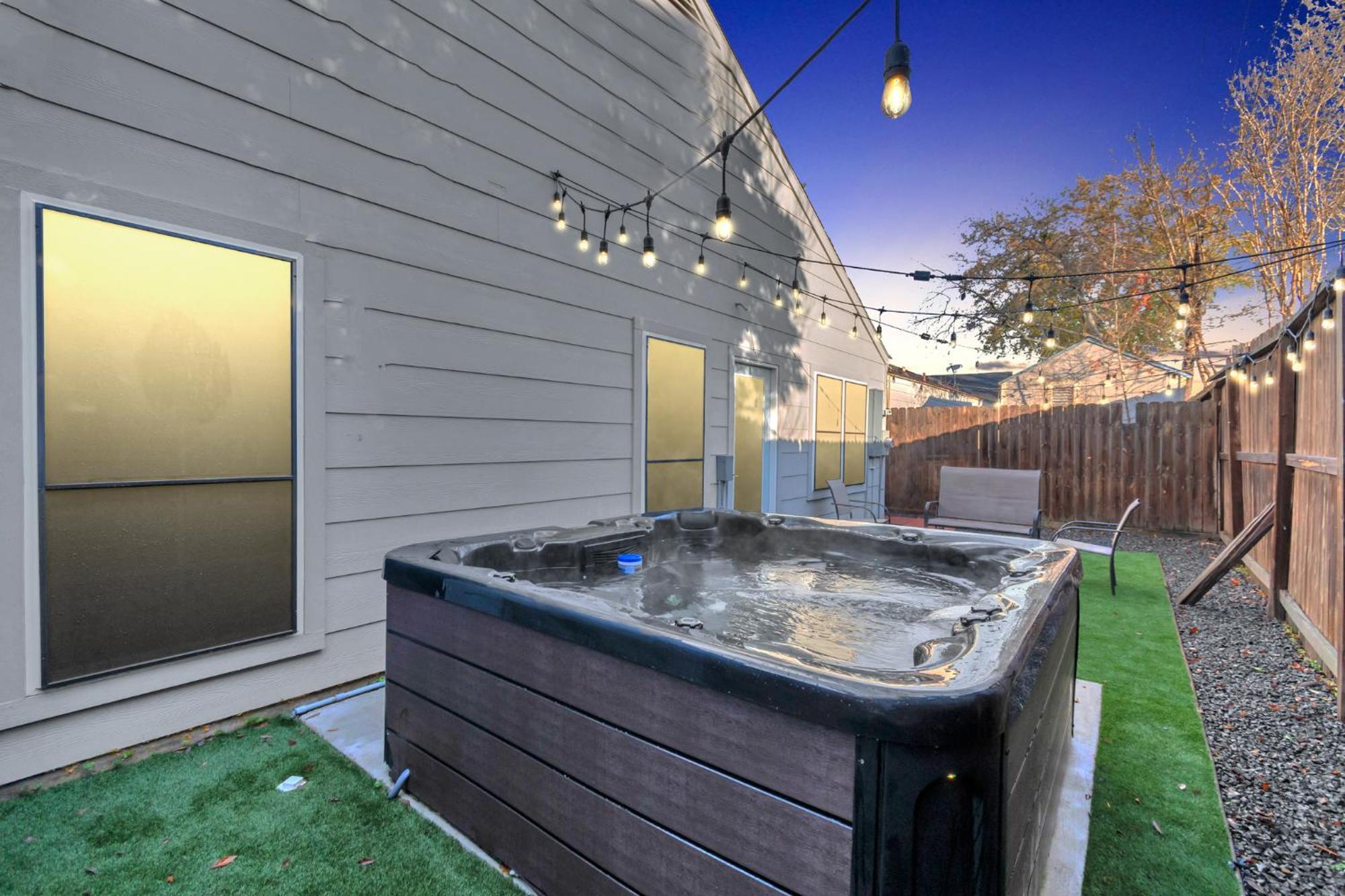 1976 Accessiblegem Jacuzzi Sleep13 Chinatown 20Mins Dt Villa Houston Eksteriør billede