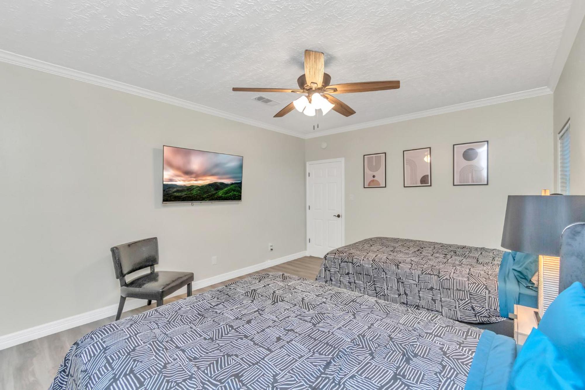 1976 Accessiblegem Jacuzzi Sleep13 Chinatown 20Mins Dt Villa Houston Eksteriør billede